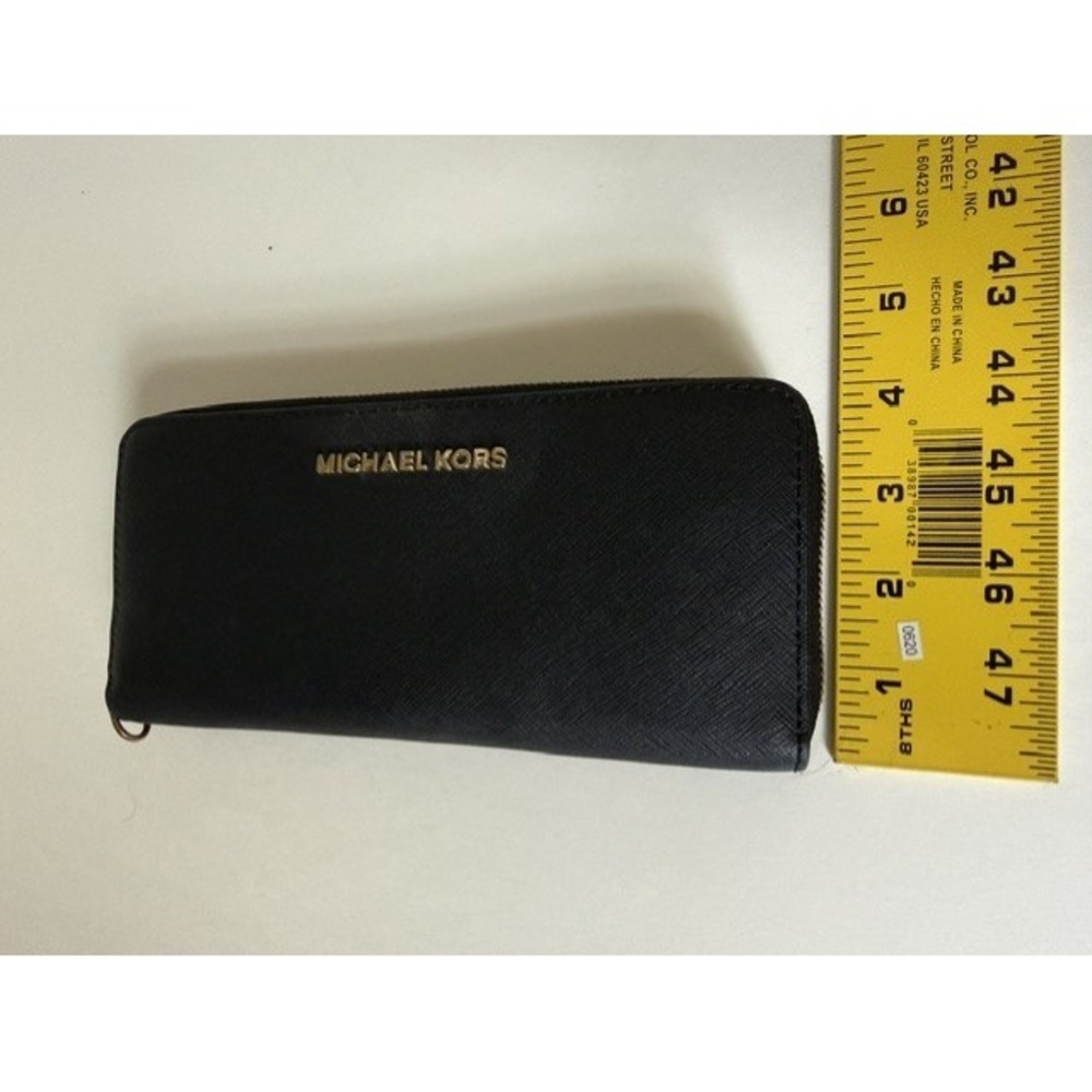 Michael Kors Jet Set Continental Wallet Black Saffiano Leather Gold Zip - Picture 3 of 5